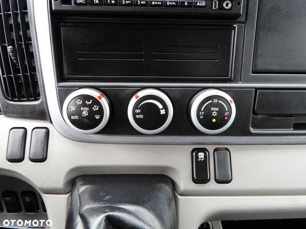 Mitsubishi CANTER FUSO 3C15 WYWROTKA TROJSTRONNA 3 MIEJSCA LEDY BLIŹNIACZE KOŁA  150KM - 39