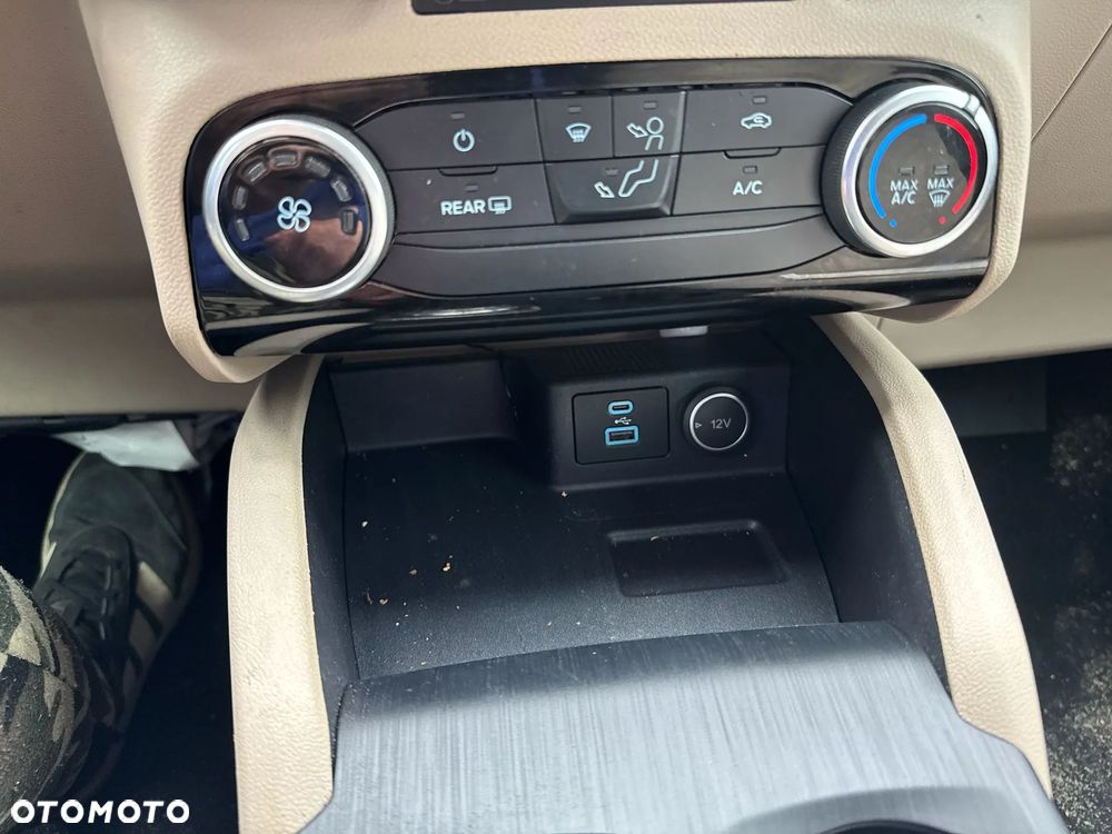 Ford Kuga 1.5 EcoBoost 4x4 SYNC - 15