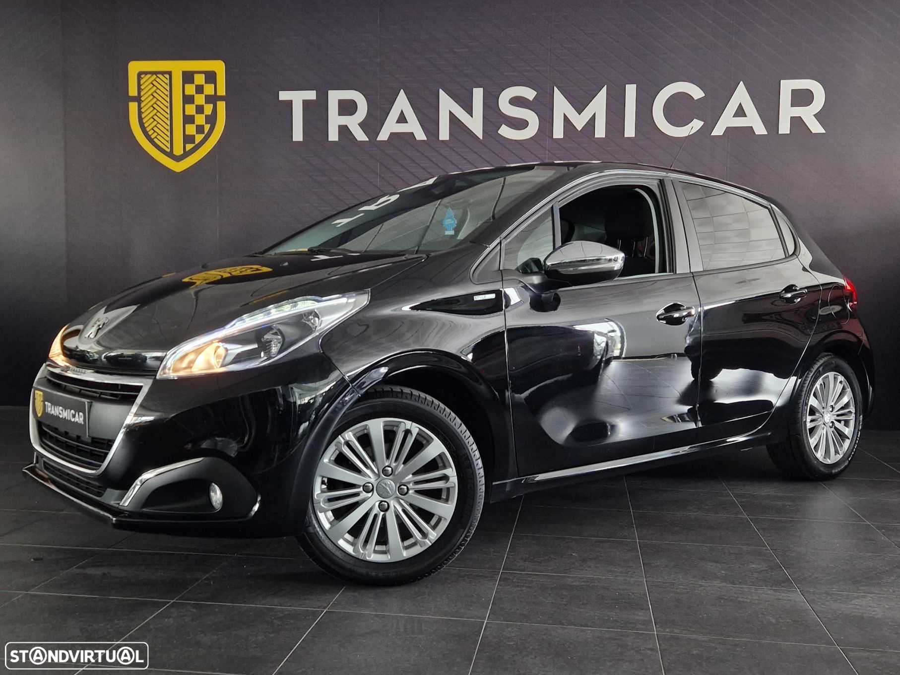 Peugeot 208 1.2 PureTech Style - 1