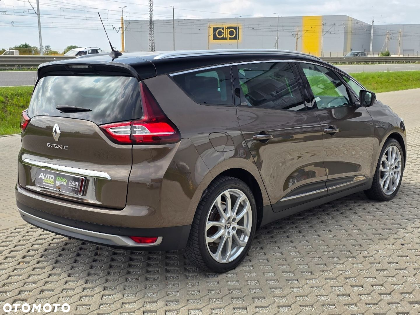 Renault Grand Scenic - 37
