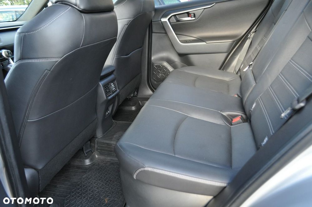 Toyota RAV4 - 38