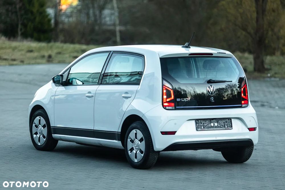 Volkswagen up! e-up - 14