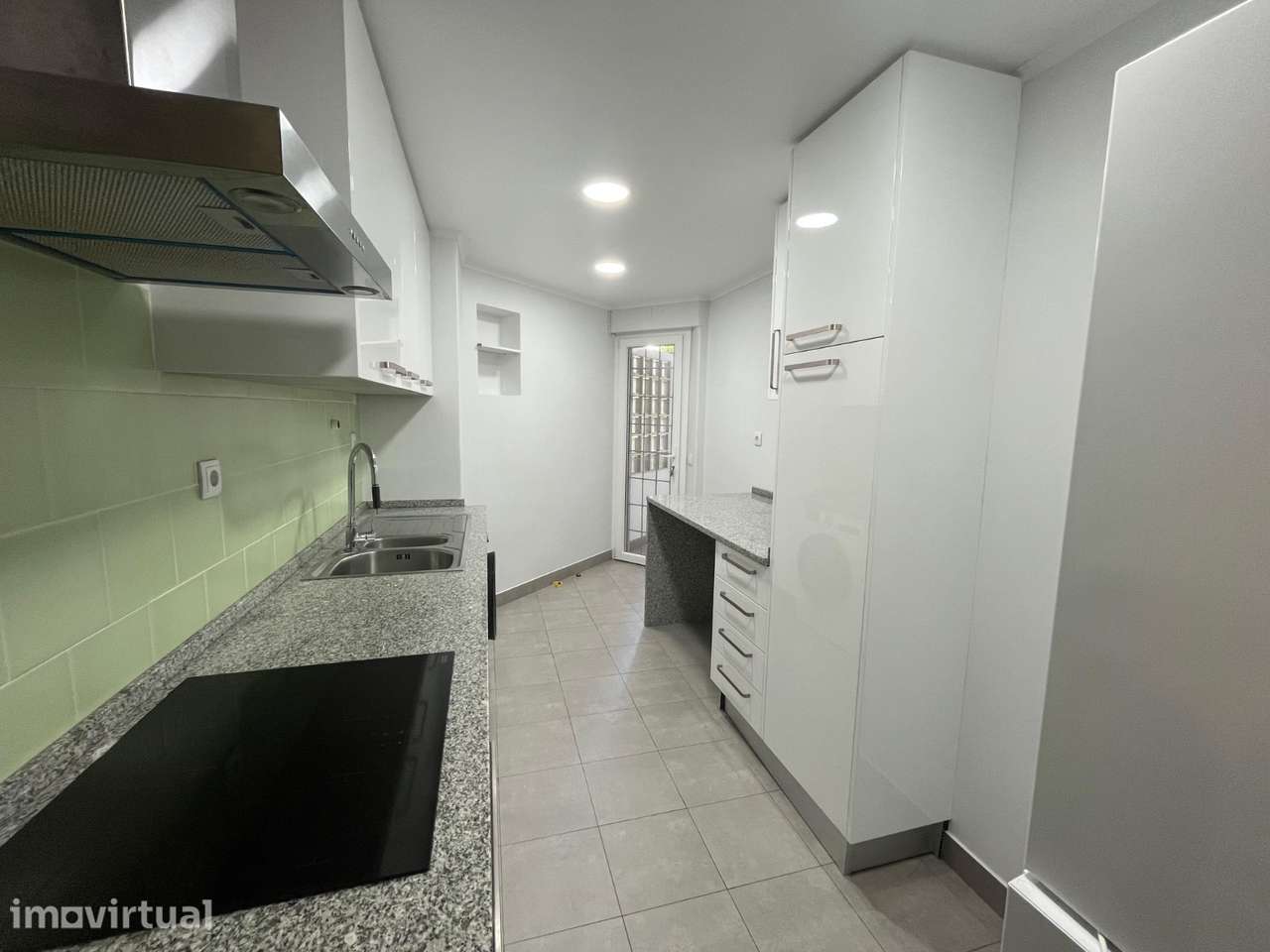 Apartamento T2 em Lapa, Lisboa - Grande imagem: 3/18