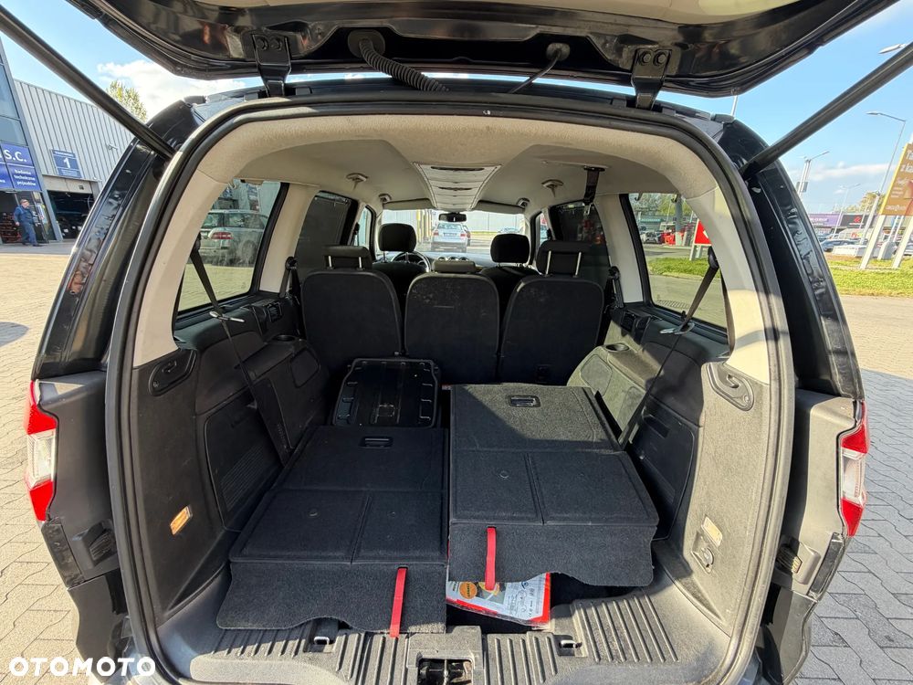 Ford Galaxy 2.2 TDCi Ghia - 14