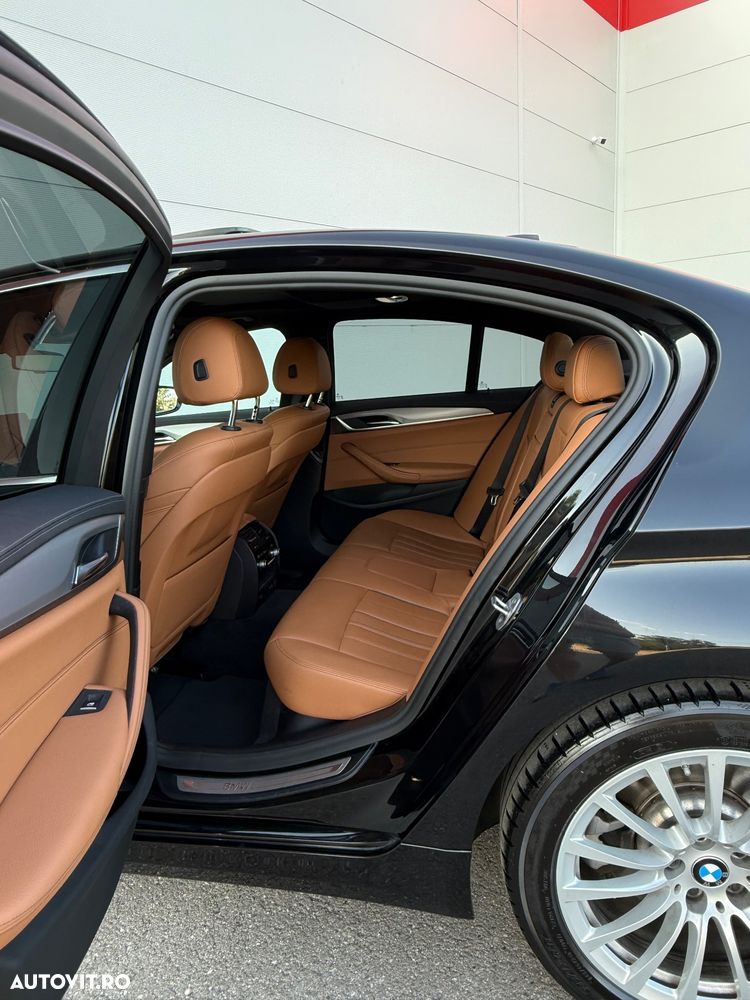 BMW Seria 5 520d xDrive AT MHEV - 18