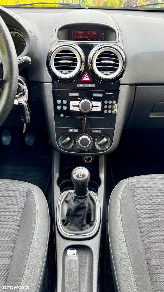 Opel Corsa - 27