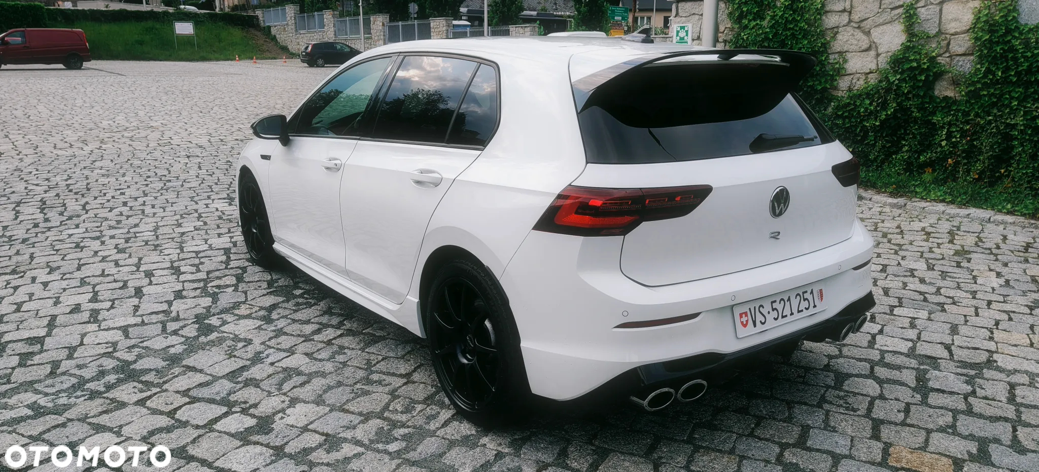 Volkswagen Golf VIII 2.0 TSI 4Motion R DSG - 4