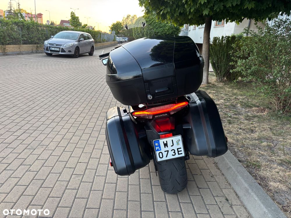 Honda CTX - 7