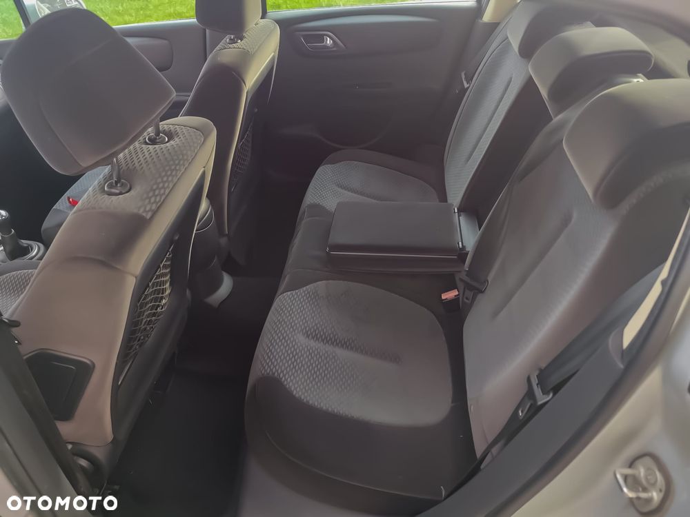 Citroën C4 1.6 HDi Style - 10