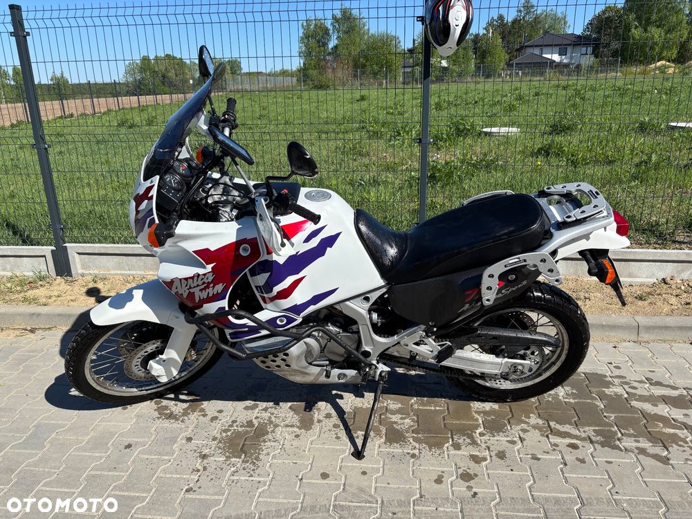 Honda XRV - 3