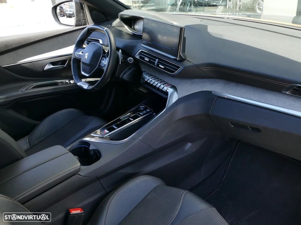 Peugeot 3008 1.5 BlueHDi GT EAT8 - 27