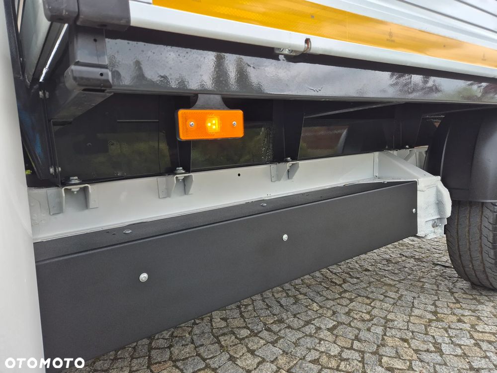 Volkswagen T5 kilka sztuk - 26