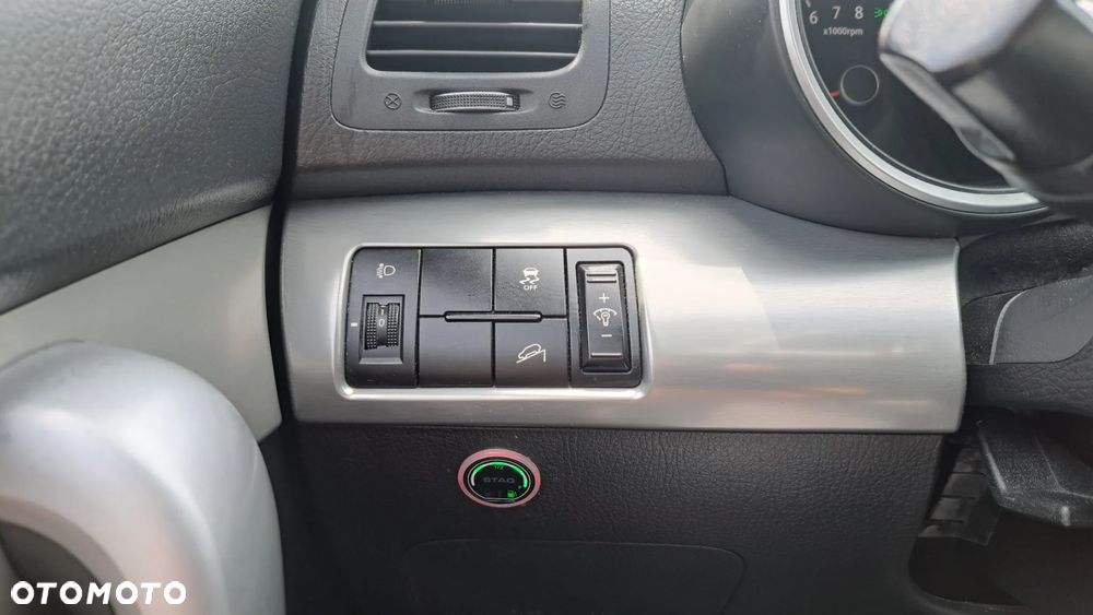 Kia Sorento 2.4 CVVT Attract - 13