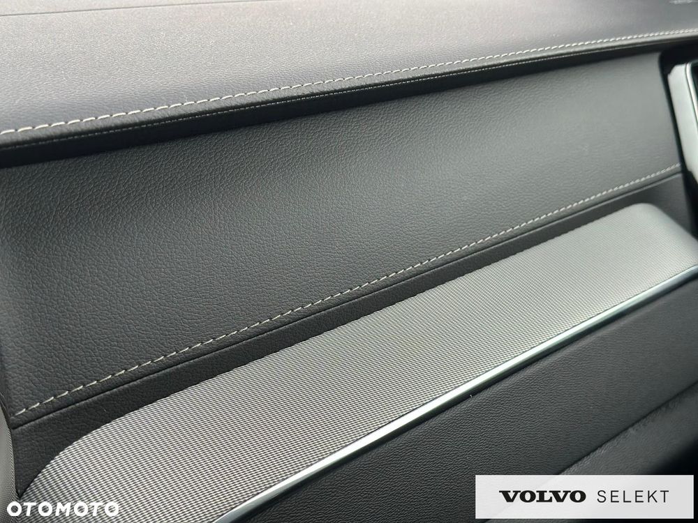 Volvo XC 60 - 32