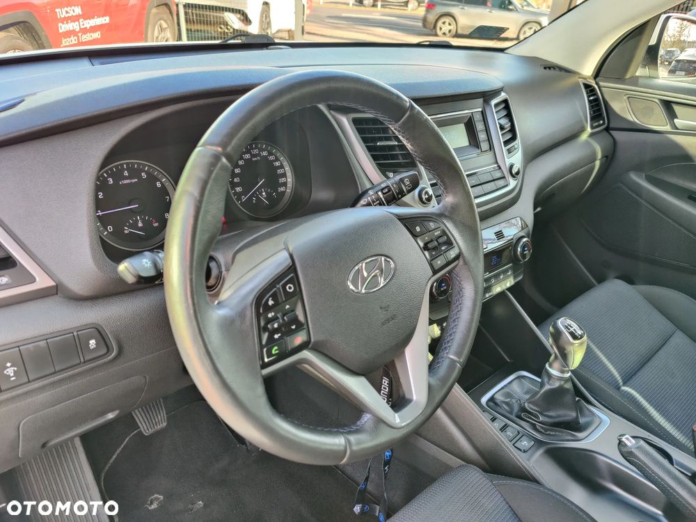 Hyundai Tucson 1.6 GDI BlueDrive GO 2WD - 15