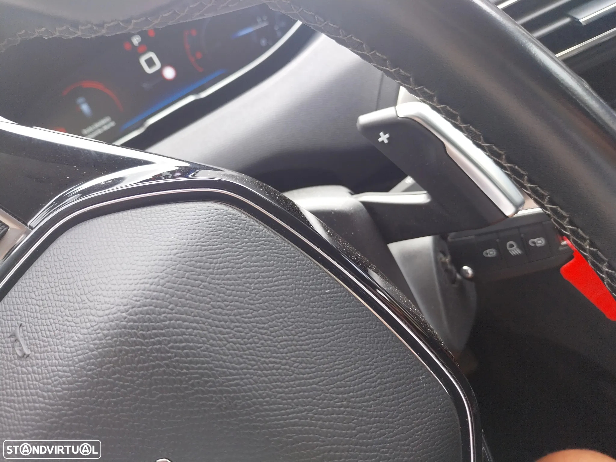 Peugeot 5008 1.5 BlueHDi Active Pack EAT8 - 13