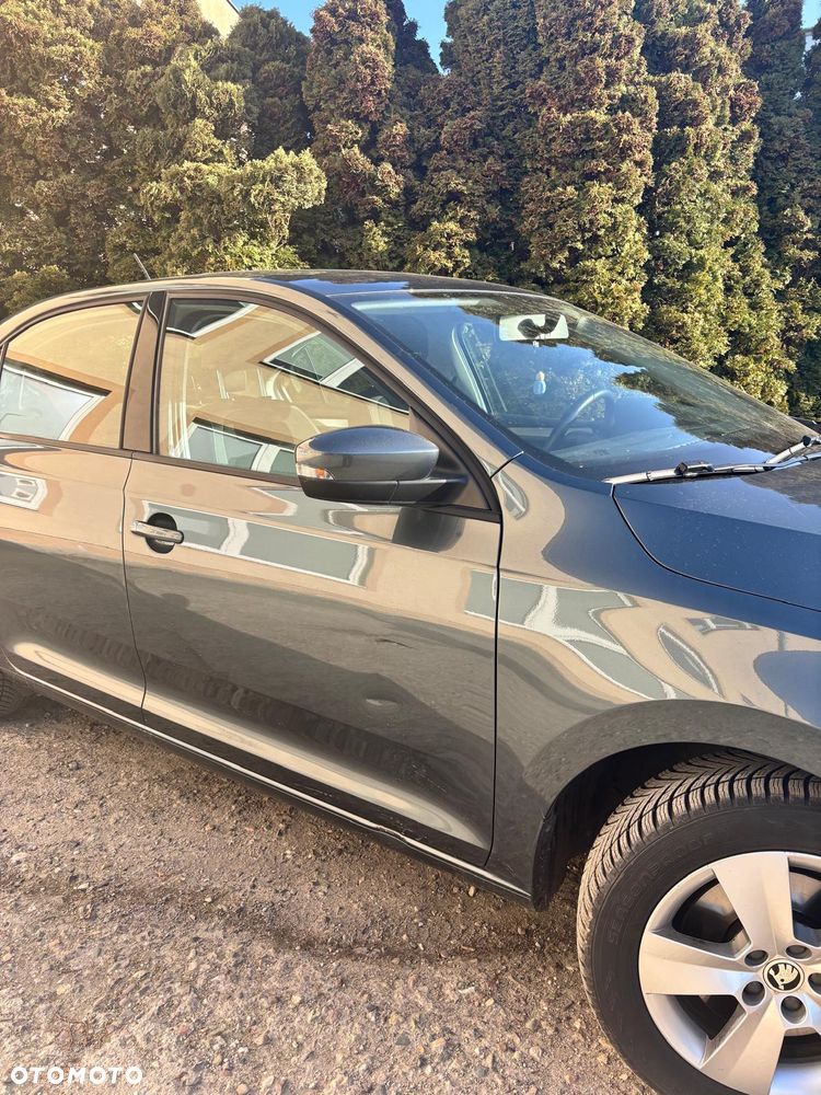 Skoda RAPID 1.0 TSI Ambition DSG - 3