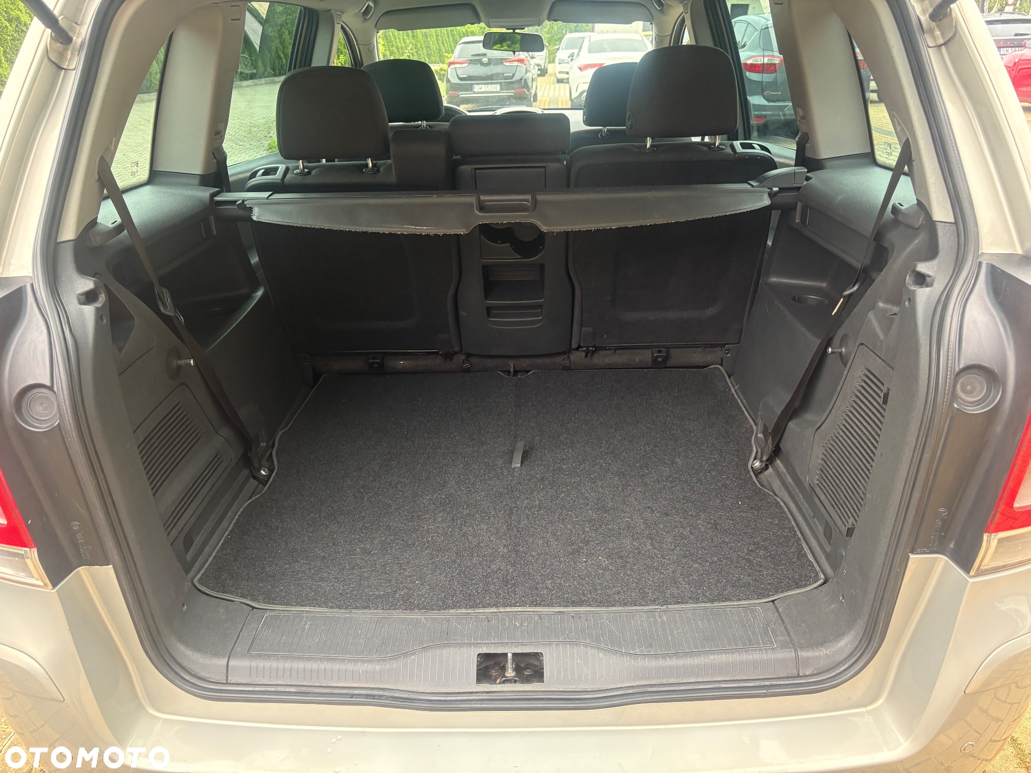 Opel Zafira 1.6 Enjoy - 9