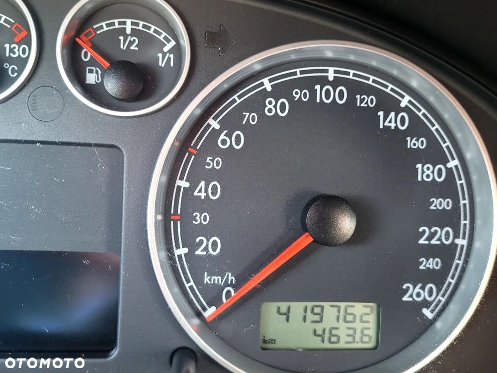 Volkswagen Passat 1.9 TDI 4Mot Comfortline - 10