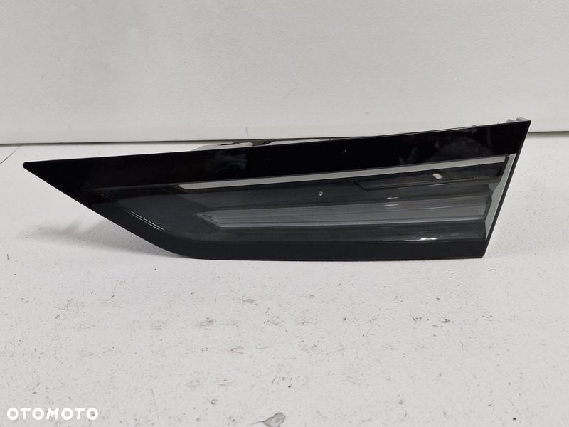 renault scenic e-tech lampa prawy tył prawa tylna 265502210r - 1