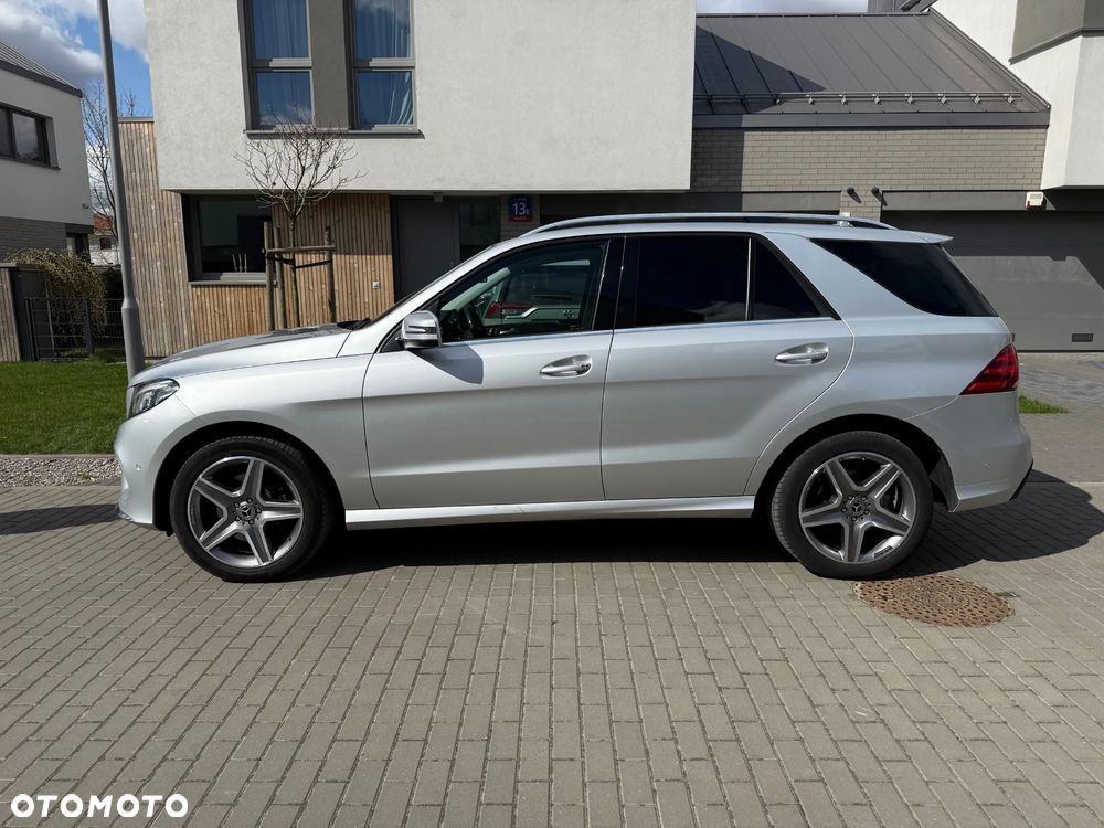 Mercedes-Benz GLE 350 d 4-Matic - 5