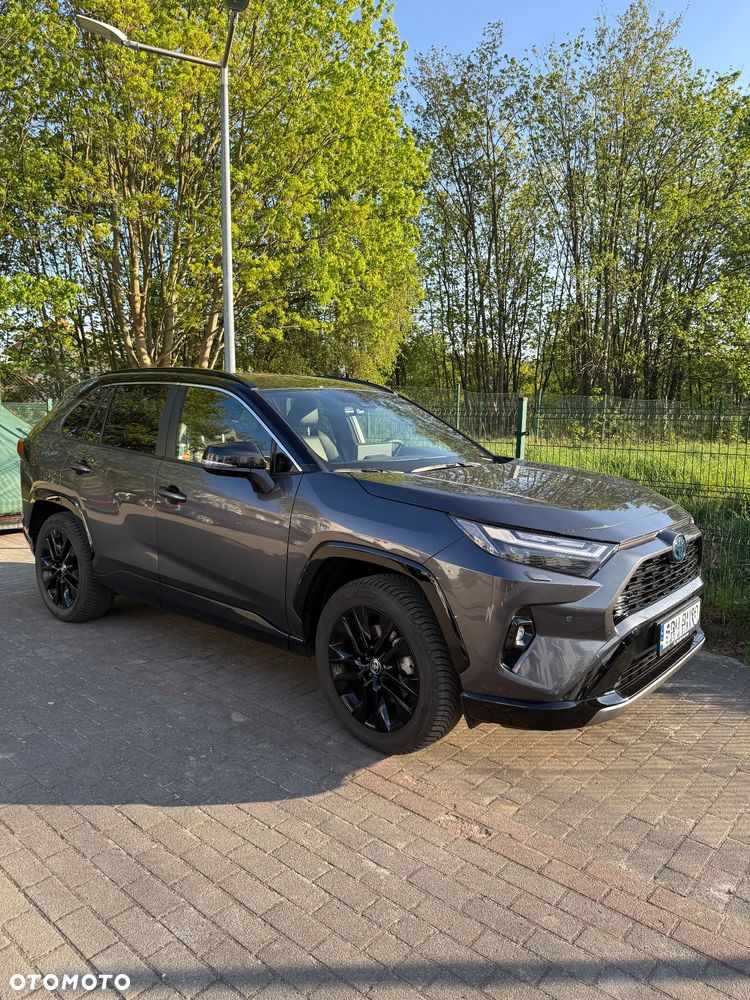 Toyota RAV4 - 1