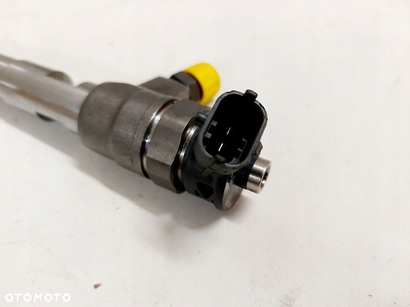 renault megane 4 iv 1.5 dci qashqai wtryskiwacz wtrysk paliwa 0445110800 - 4