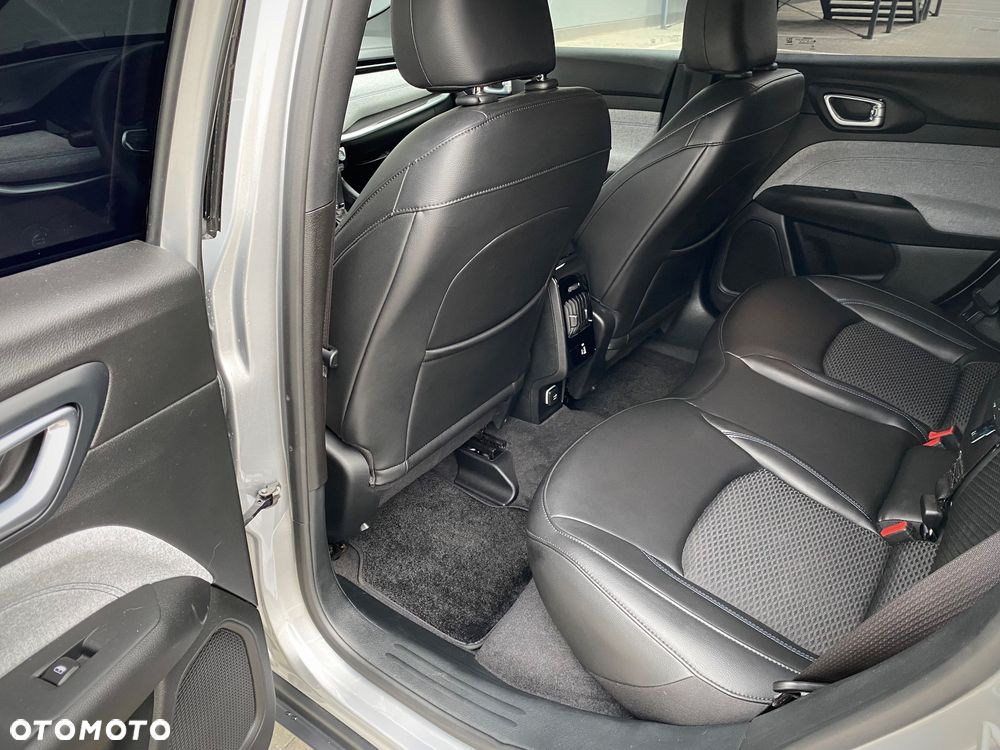 Jeep Compass - 18