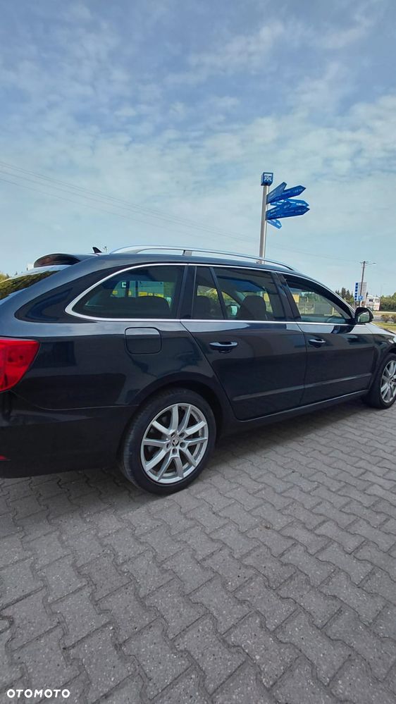 Skoda Superb 2.0 TDI Active - 4