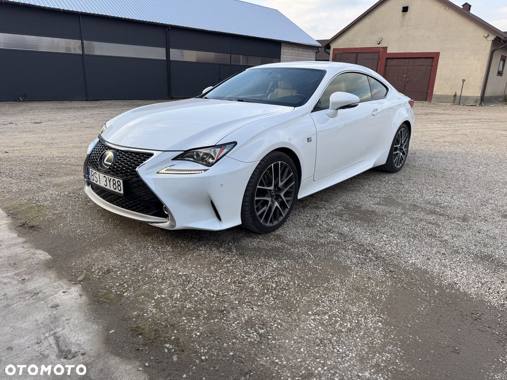 Lexus RC - 1