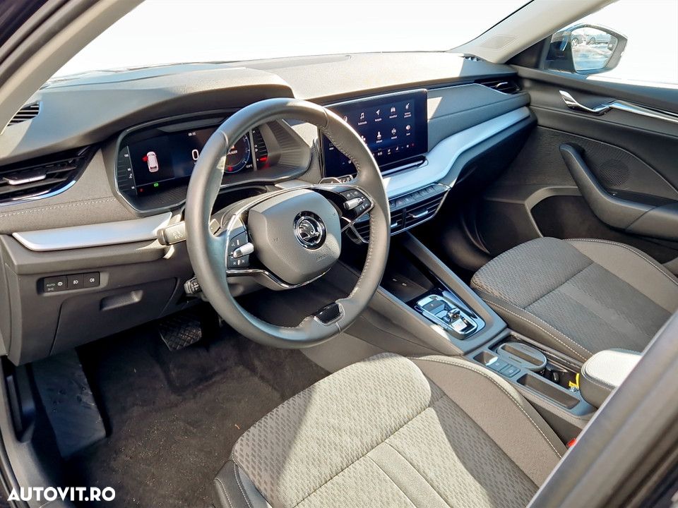 Skoda Octavia 2.0 TDI DSG Style - 17