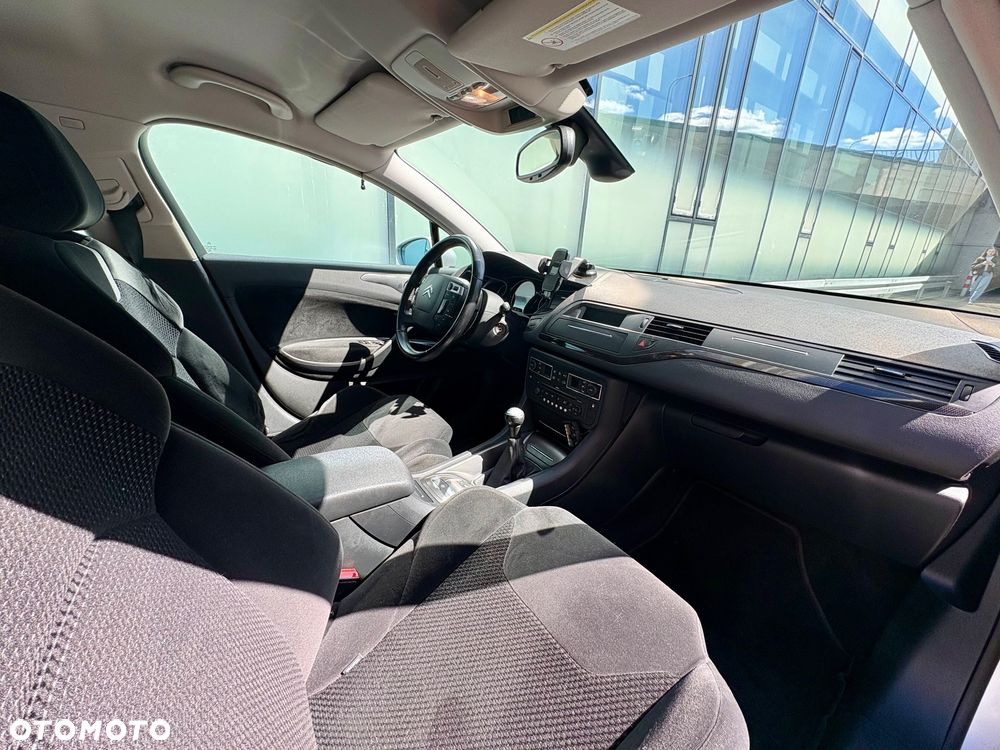 Citroën C5 2.0 16V Confort - 6