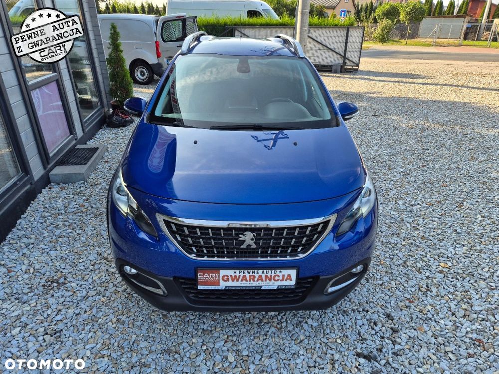 Peugeot 2008 1.2 Pure Tech Signature - 4