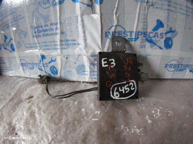 Modulo 65268361324 BMW E36 COMPACT 1997 318 TDS 90CV 3P CINZA Amplificador De Antena - 2