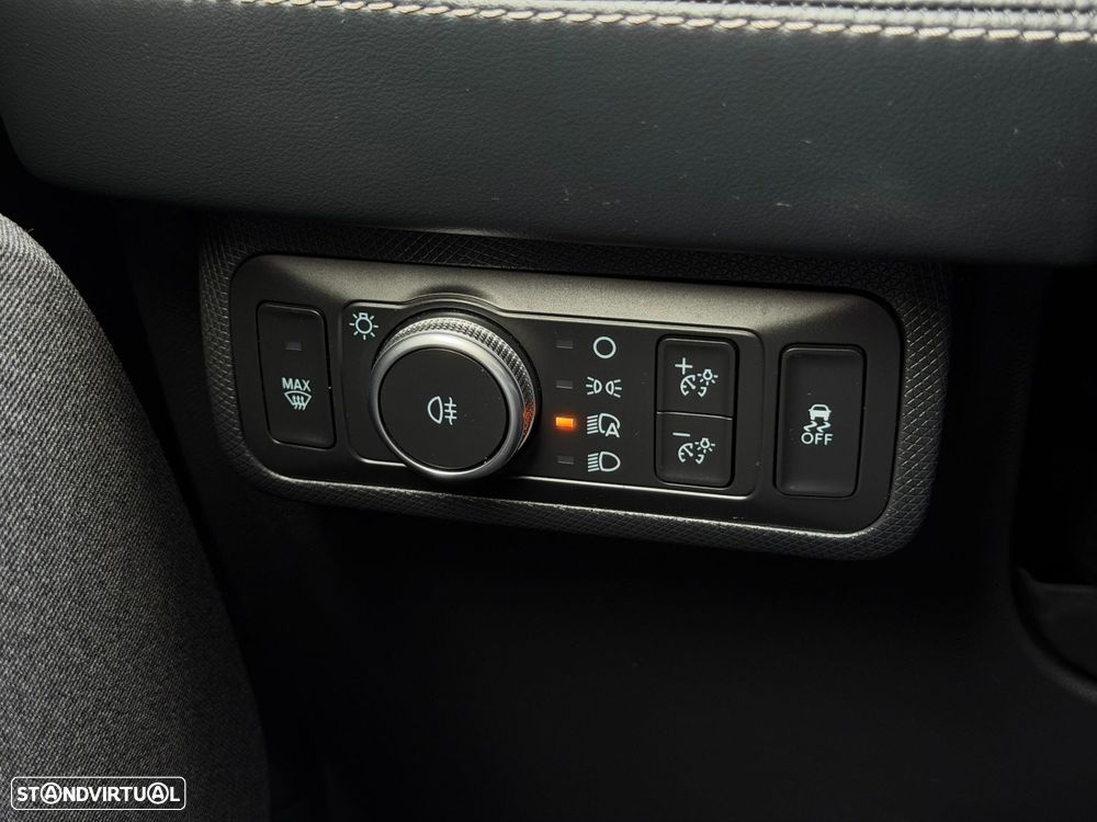 Ford Mustang Mach-E Alargada - 27