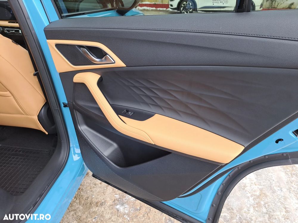 MG HS 1.5 T-GDi 7DCT Exclusive - 27