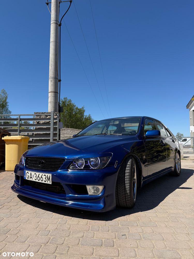 Lexus Is