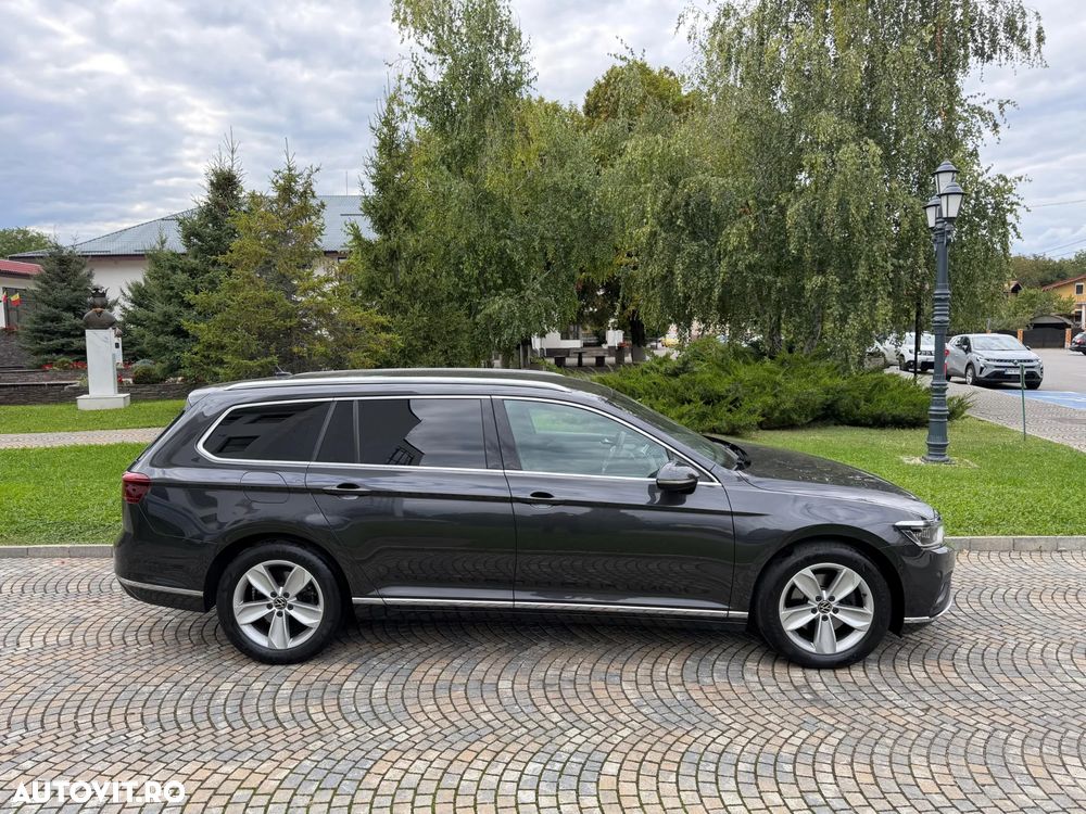Volkswagen Passat 2022 photo 4