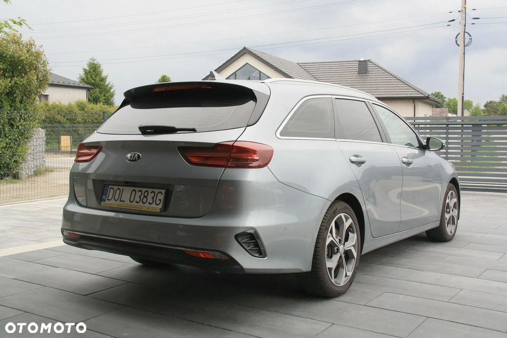 Kia Ceed 1.4 T-GDI OPF Platinum Edition - 18