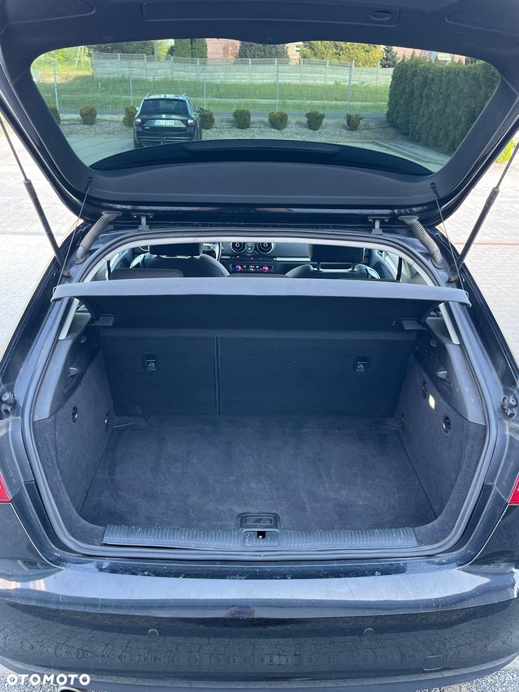 Audi A3 3-drzwiowe 1.6 TDI Attraction - 22