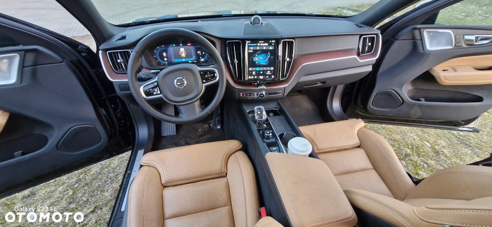 Volvo XC 60 B5 B Geartronic RDesign - 18