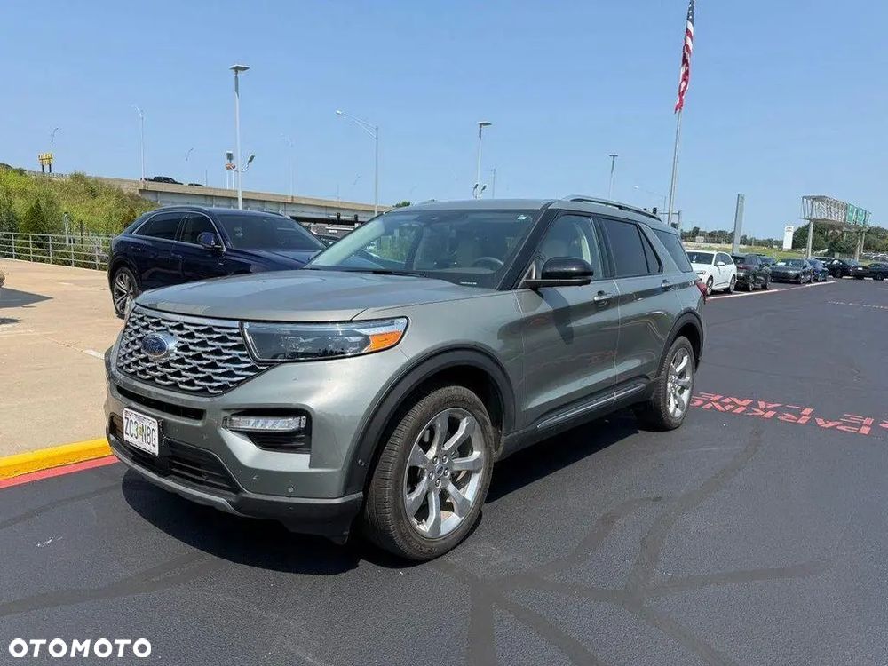 Ford Explorer EcoBoost Plug-in Hybrid ST-LINE - 3