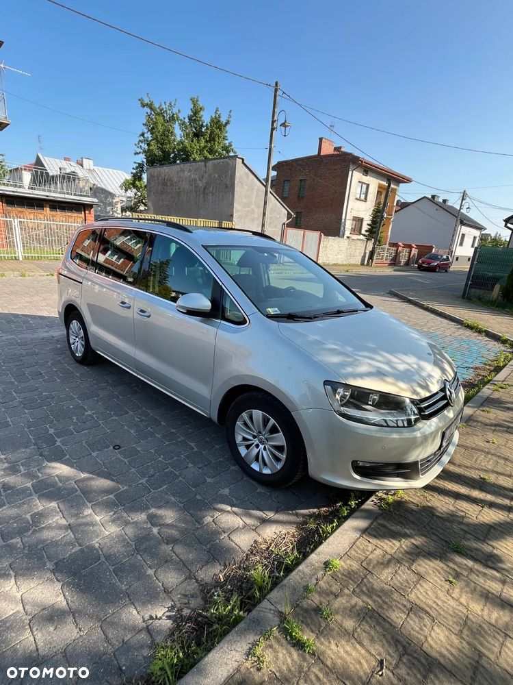 Volkswagen Sharan 2.0 TDI Comfortline DSG - 5