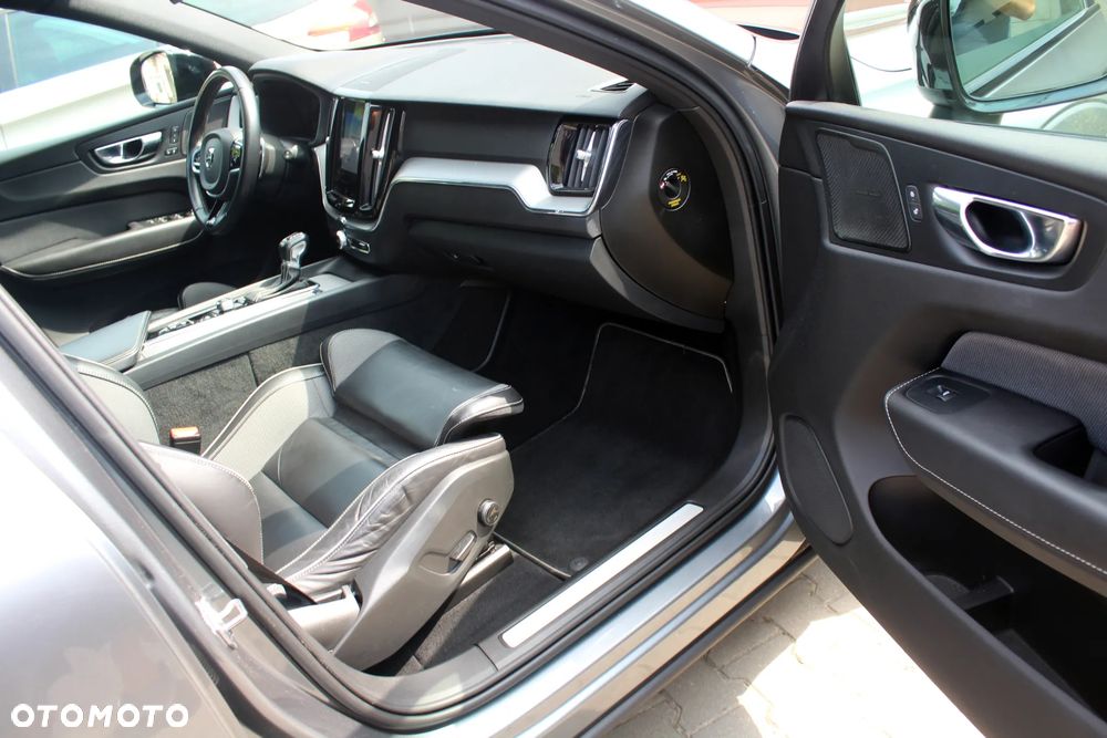 Volvo XC 60 D4 Geartronic RDesign - 4