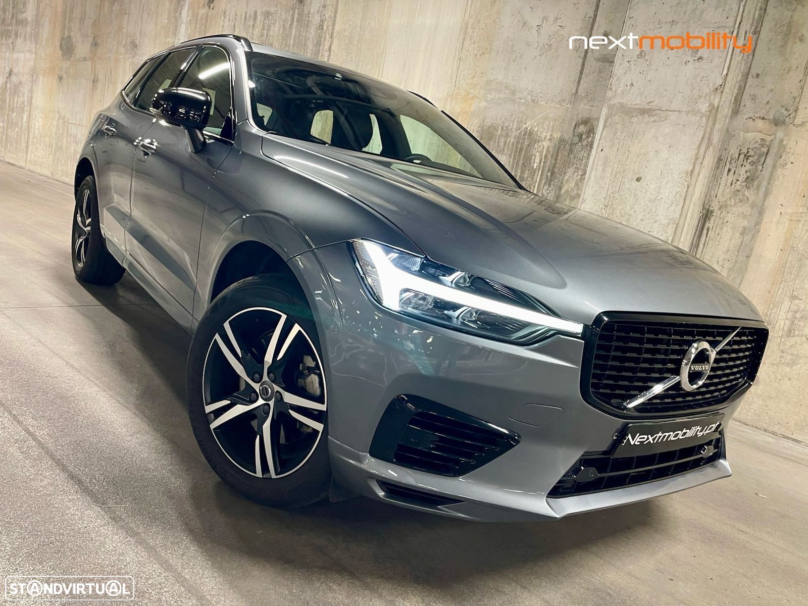 Volvo XC 60 2.0 T6 PHEV R-Design AWD - 1