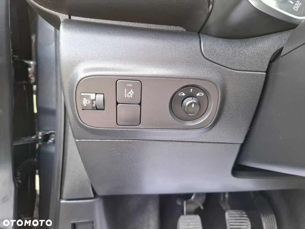 Citroën C3 Pure Tech (VTi) 82 Exclusive - 28