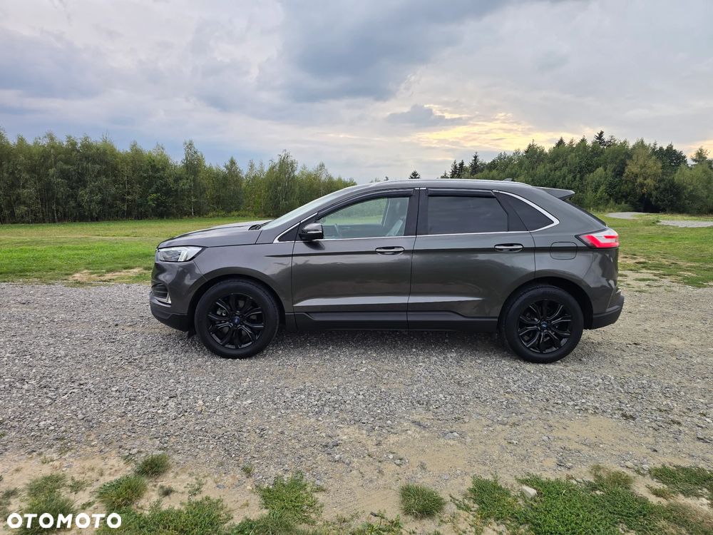 Ford Edge - 8