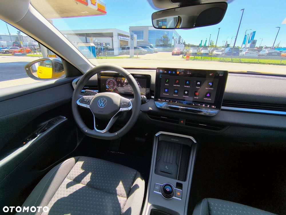 Volkswagen T-Roc 1.5 eTSI Life DSG - 27