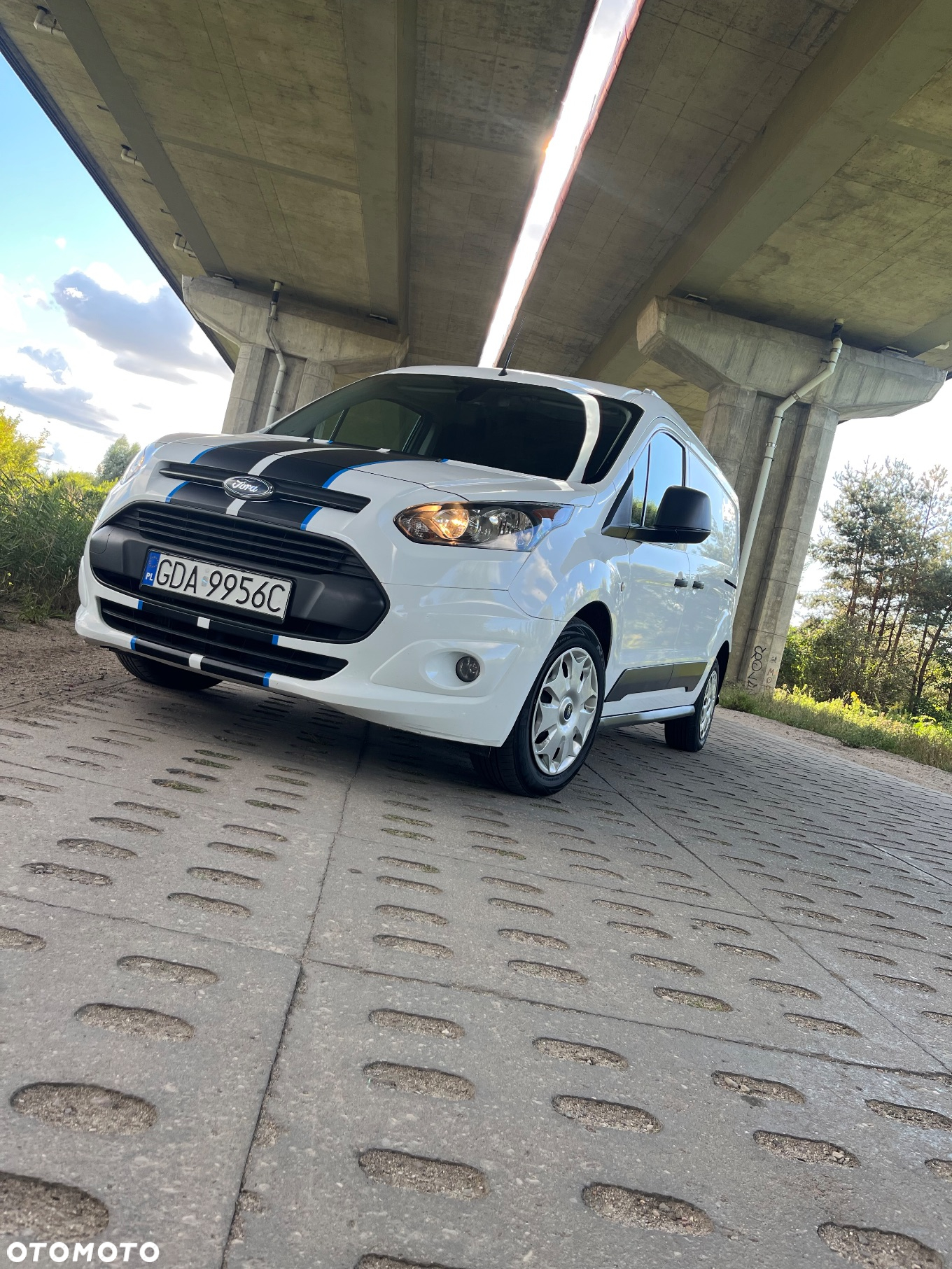 Ford Transit Connect L2 - 13