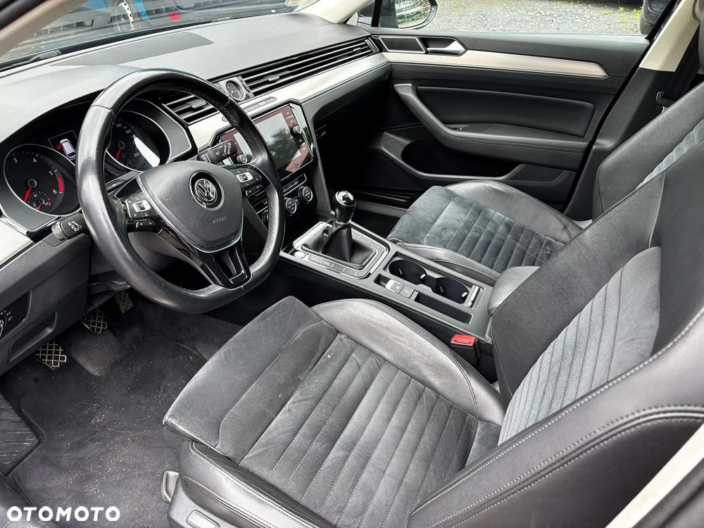 Volkswagen Passat 2.0 TDI (BlueMotion Technology) Highline - 5